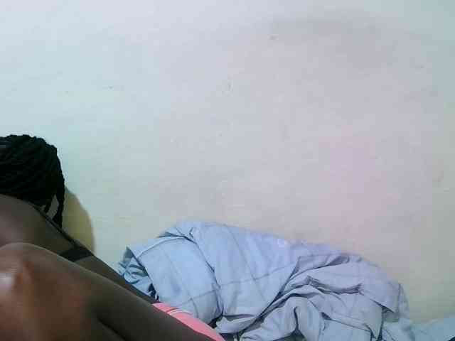 pritty-amber Live Webcam on BongaCams