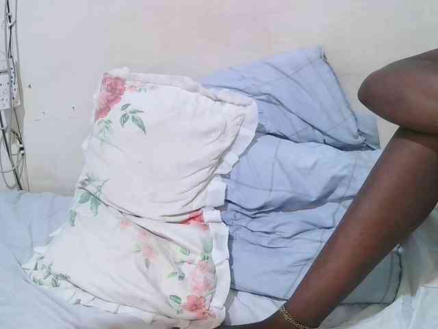 pritty-amber Live Webcam on BongaCams