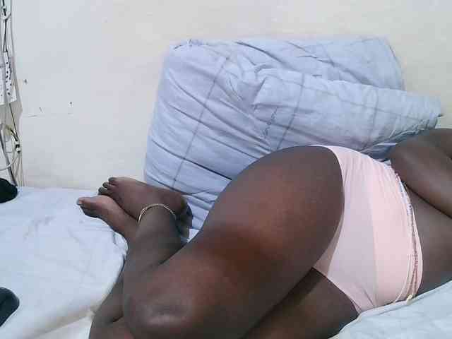 pritty-amber Live Webcam on BongaCams