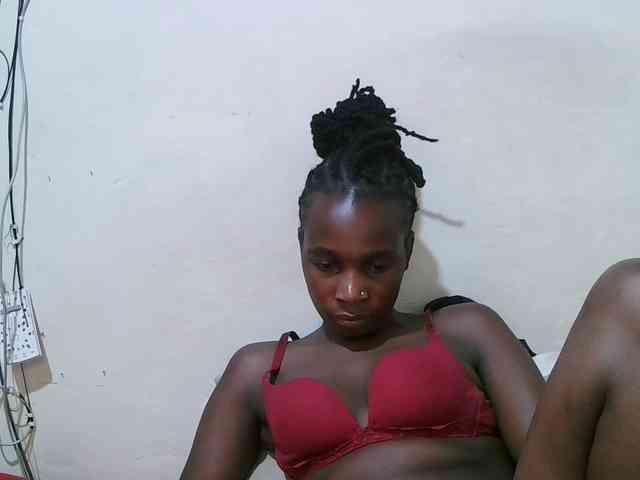 pritty-amber Live Webcam on BongaCams