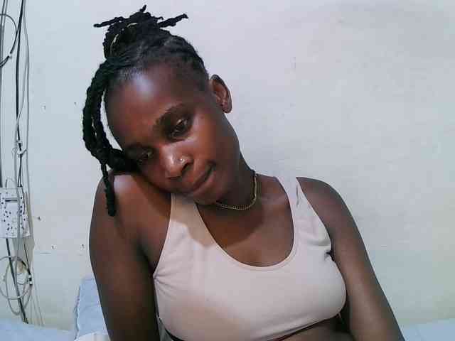 pritty-amber Live Webcam on BongaCams