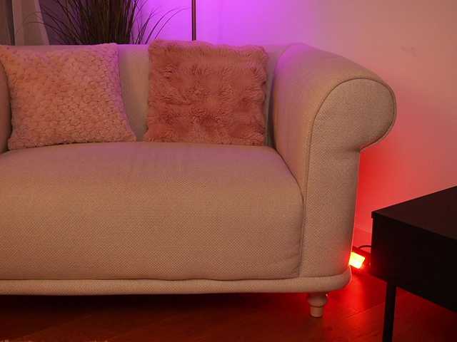 elianafoxx's BongaCams show and profile