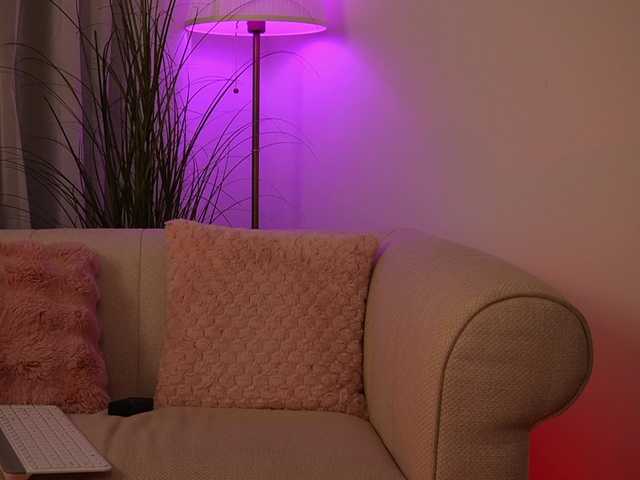 elianafoxx's BongaCams show and profile