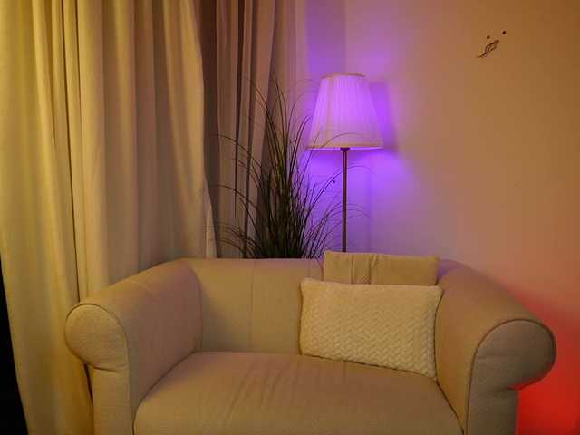 elianafoxx's BongaCams show and profile