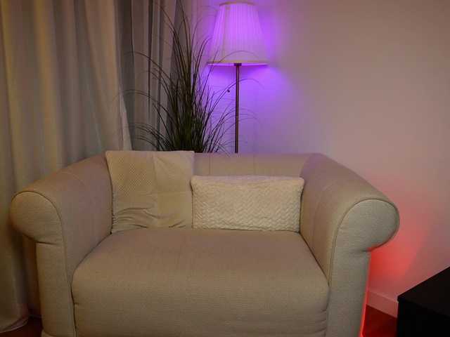 elianafoxx's BongaCams show and profile