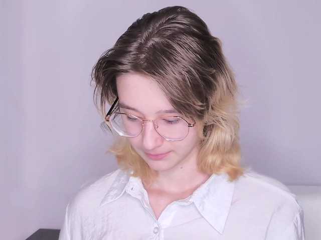 SilvaDevil's BongaCams show and profile