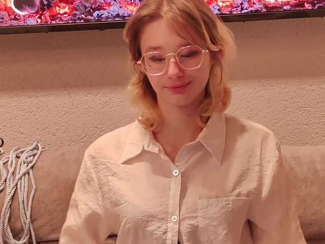 SilvaDevil's BongaCams show and profile