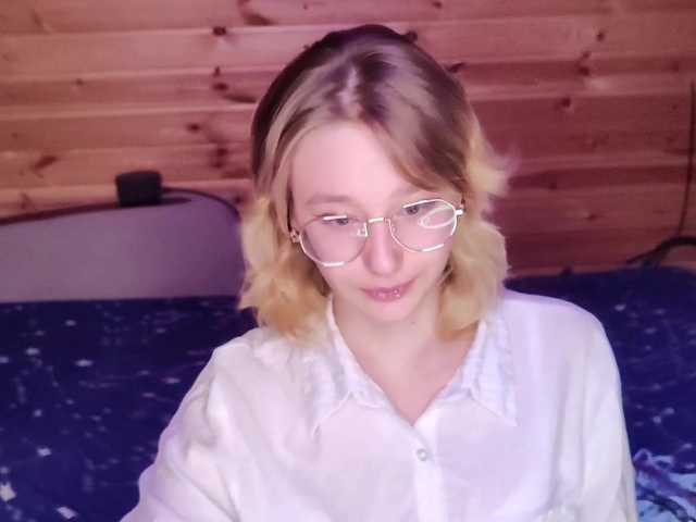 SilvaDevil's BongaCams show and profile