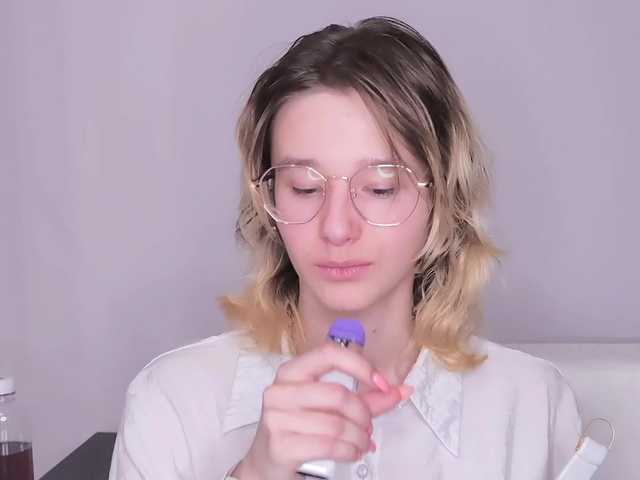 SilvaDevil's BongaCams show and profile