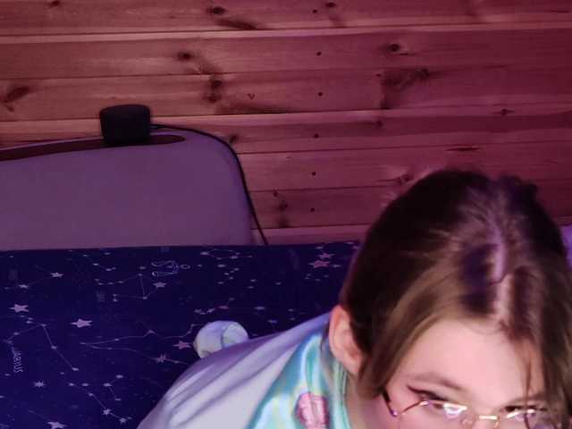 SilvaDevil's BongaCams show and profile