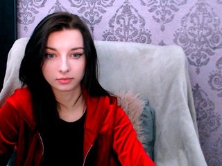 VirginLuna Porn Show