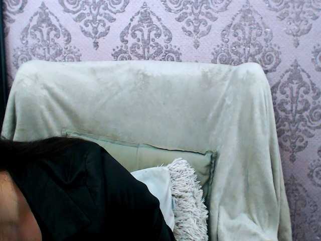 VirginLuna's BongaCams show and profile