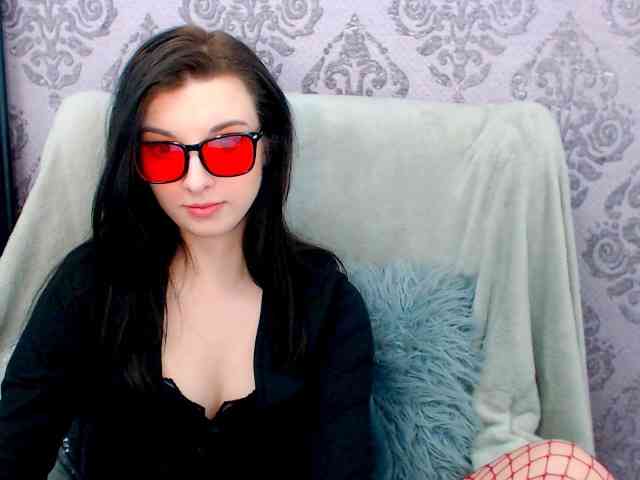 VirginLuna webcam