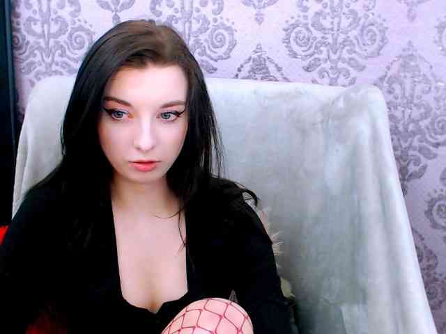 VirginLuna webcam