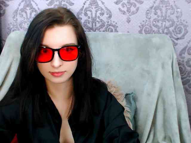 VirginLuna webcam