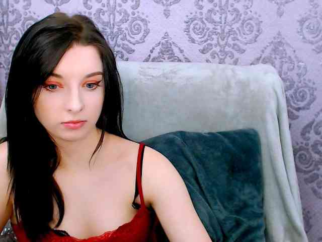 VirginLuna webcam