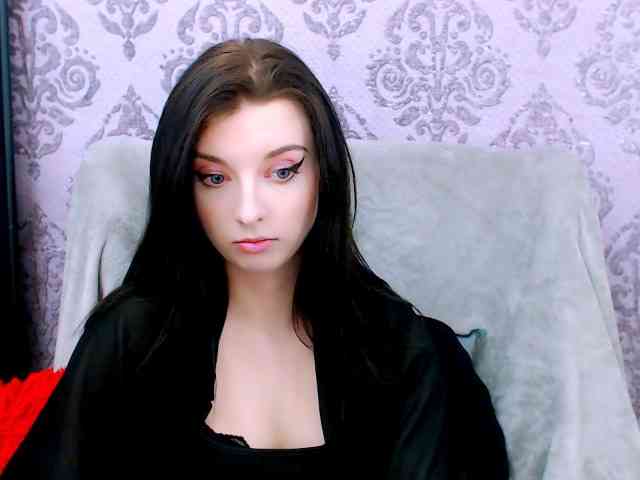 VirginLuna webcam