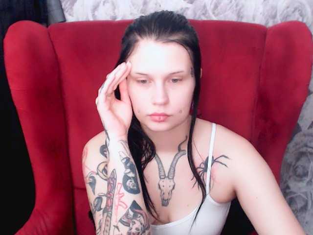 CleaTattoo's BongaCams show and profile