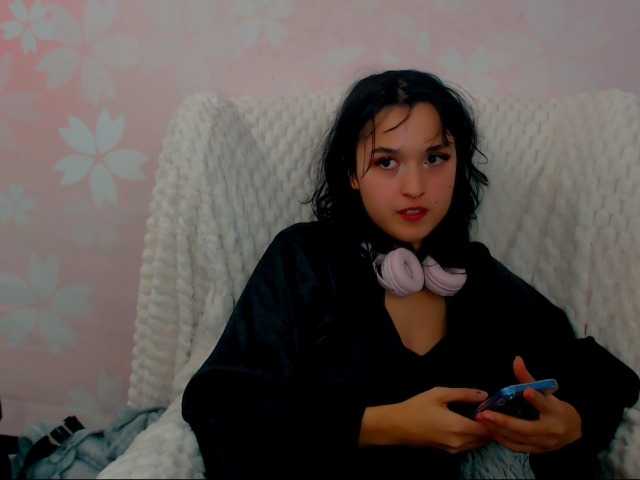 RosieSpark's BongaCams show and profile