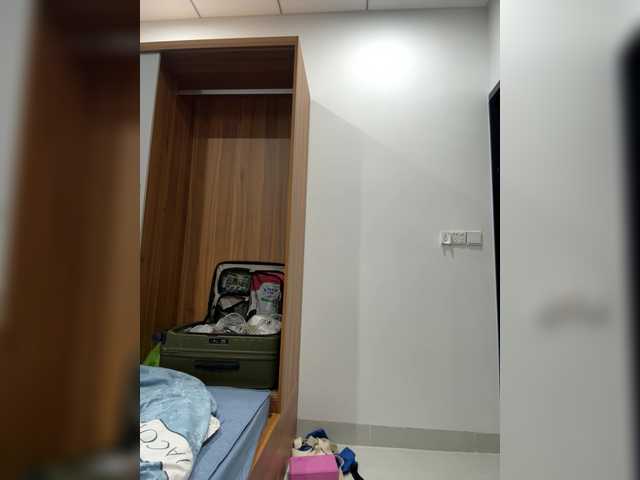 Girlaa's BongaCams show and profile