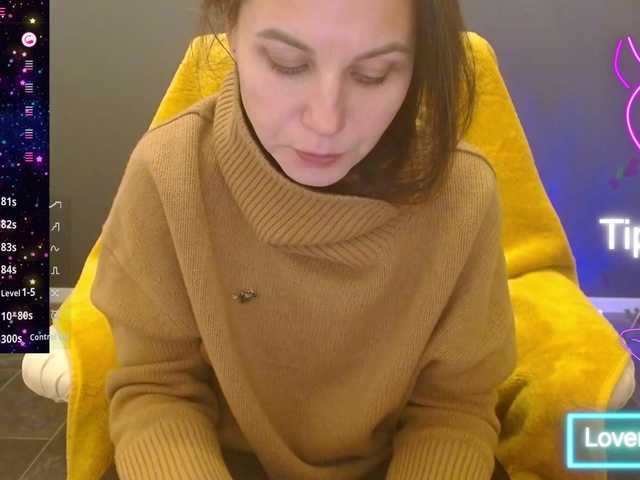 Girlaa's BongaCams show and profile