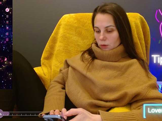 Girlaa's BongaCams show and profile