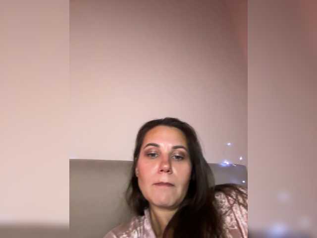 Girlaa – webcam model profile photo