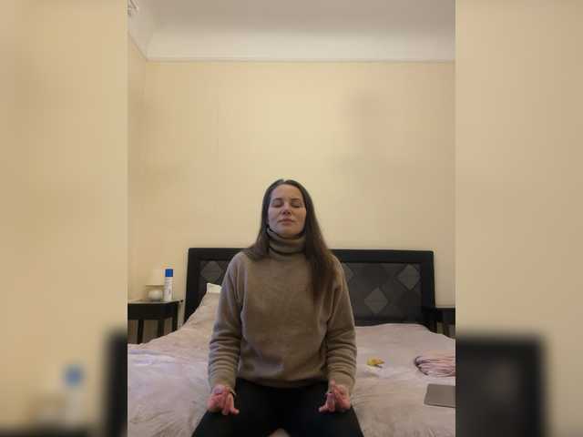 Girlaa's BongaCams show and profile