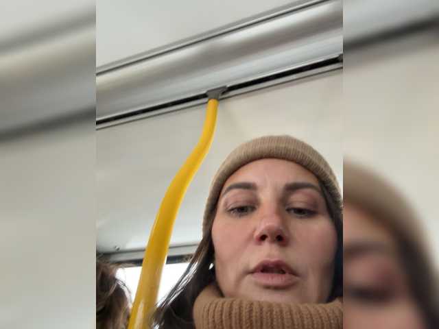 Girlaa's BongaCams show and profile