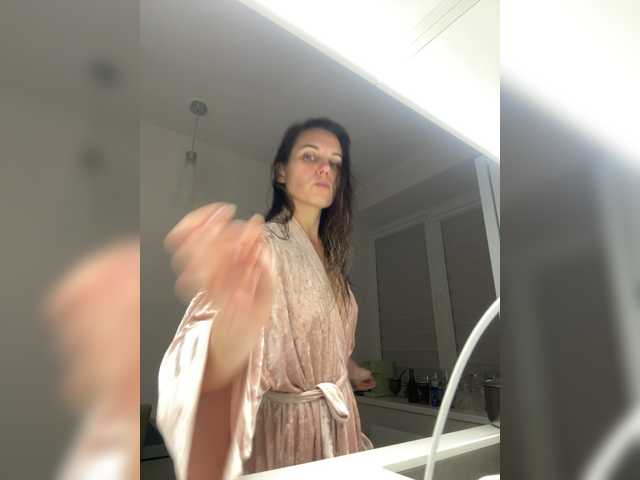 Girlaa's BongaCams show and profile