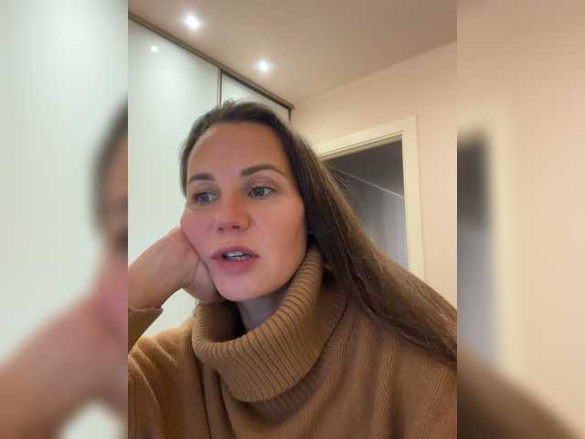 Girlaa's BongaCams show and profile