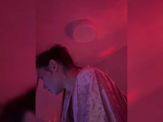 Girlaa's BongaCams show and profile