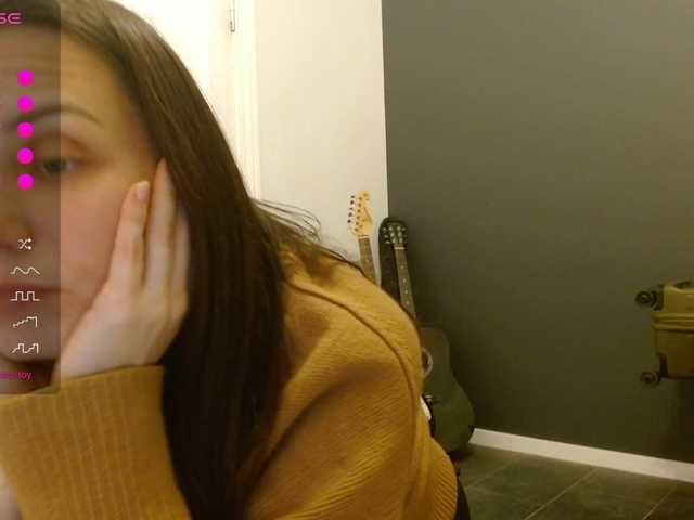 Girlaa's BongaCams show and profile