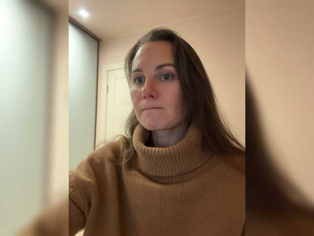 Girlaa's Thumb Image