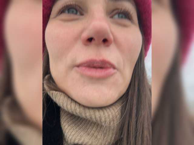 Girlaa – webcam model profile photo