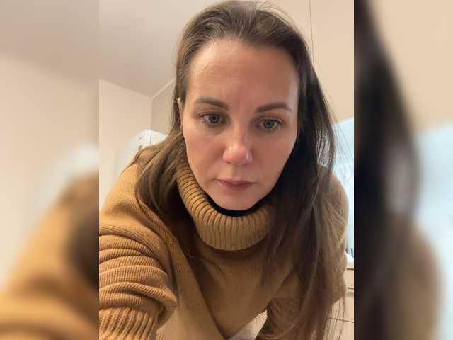 Girlaa's BongaCams show and profile