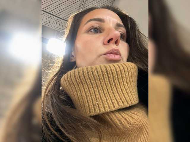 Girlaa – webcam model profile photo