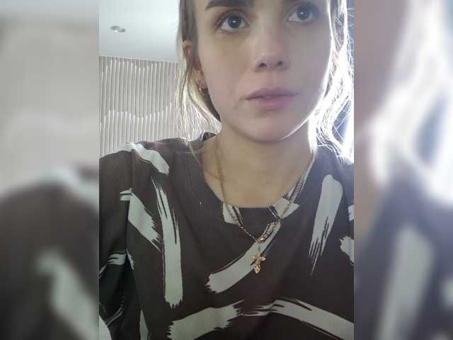 Angel1102 – webcam model profile photo