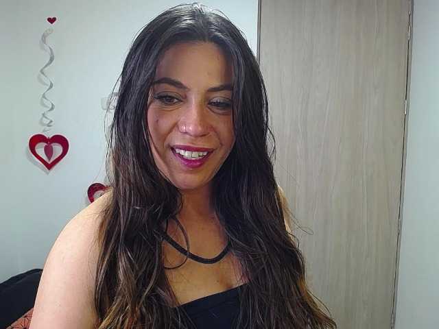 Giogiocapriati's BongaCams show and profile