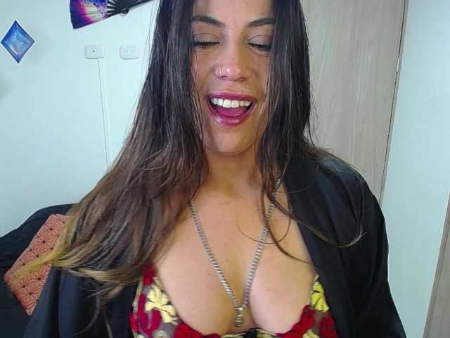 Giogiocapriati's BongaCams show and profile