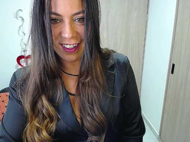 Giogiocapriati's BongaCams show and profile