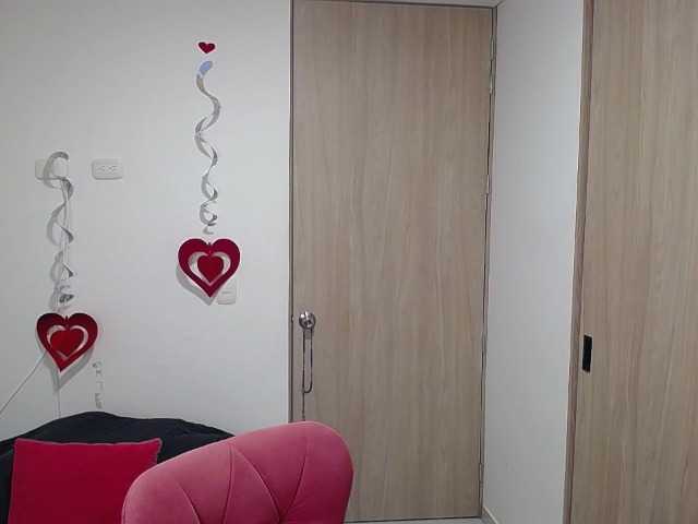 Giogiocapriati's BongaCams show and profile