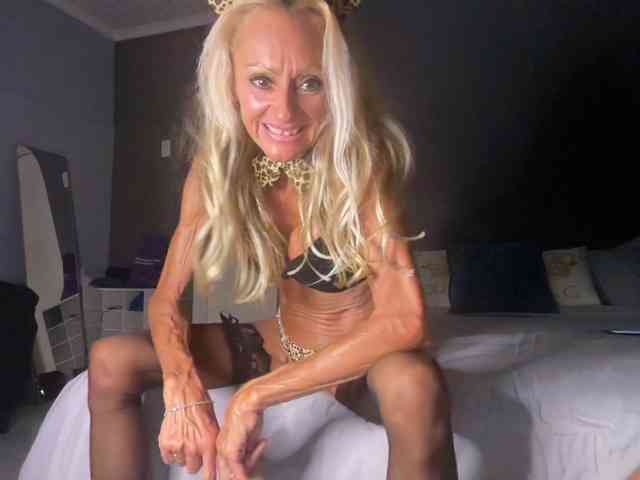 thesiennadiamond Live Webcam on BongaCams