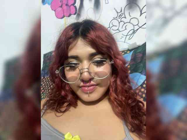 Maddyjhonsson webcam