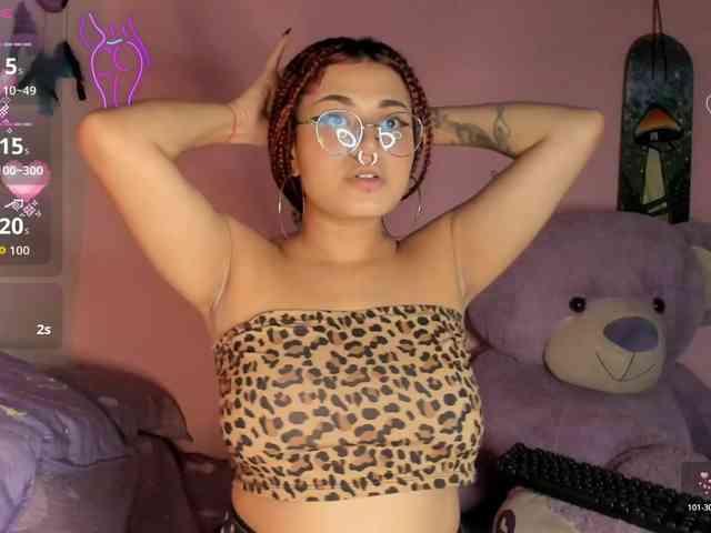 Maddyjhonsson webcam