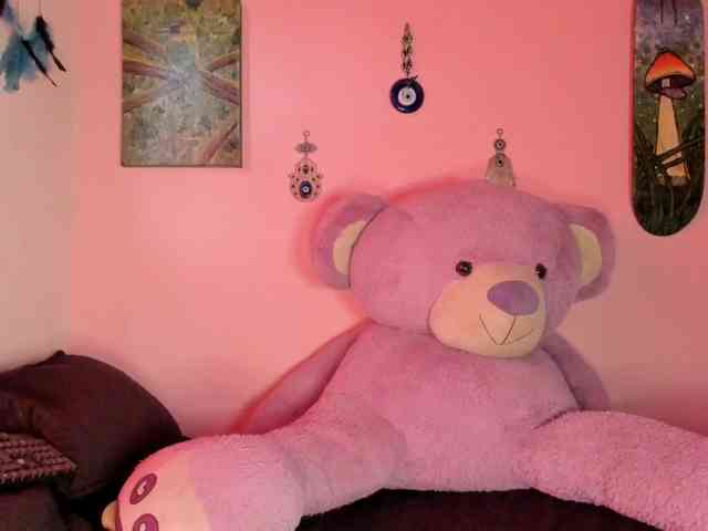 Maddyjhonsson webcam