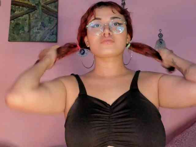 Maddyjhonsson webcam