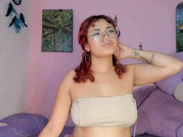 Maddyjhonsson webcam