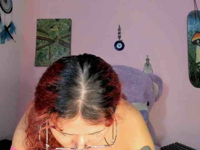 Maddyjhonsson webcam