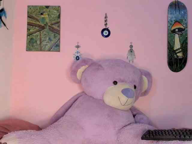 Maddyjhonsson webcam